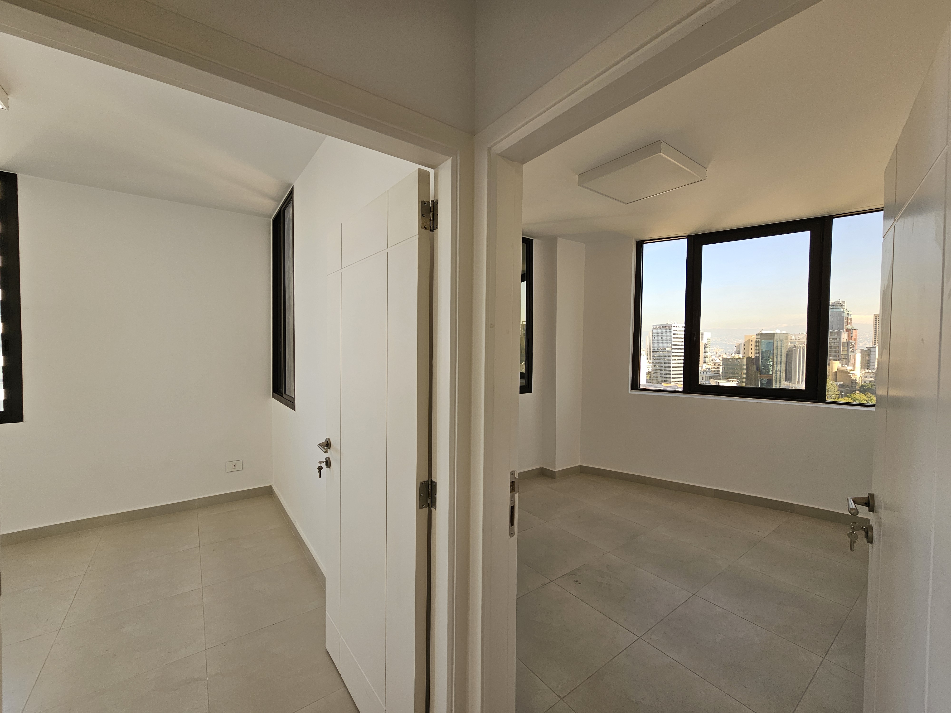 Hamra, Beirut, Lebanon, ,1 BathroomBathrooms,Office,Rent,10859924417