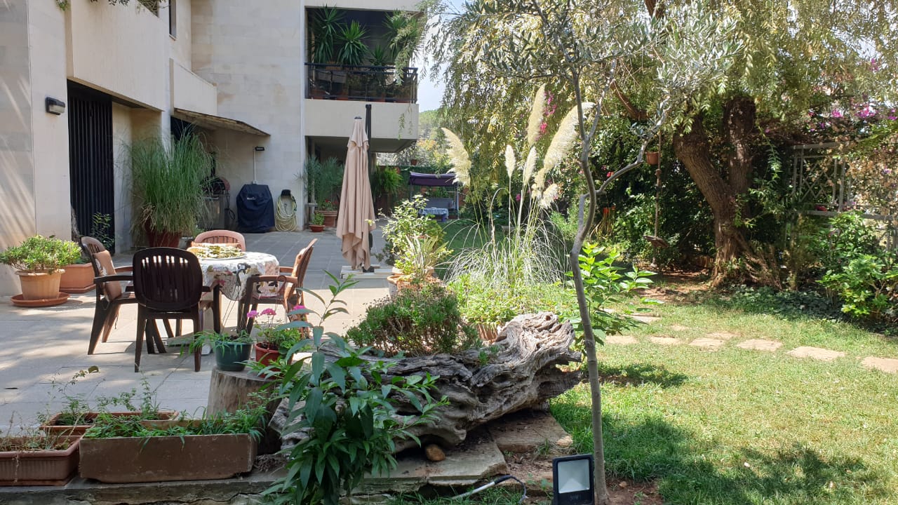 Broummana, Metn, Mount Lebanon, 3 Bedrooms Bedrooms, 3 Rooms Rooms,2 BathroomsBathrooms,Apartment,Rent,11071055048