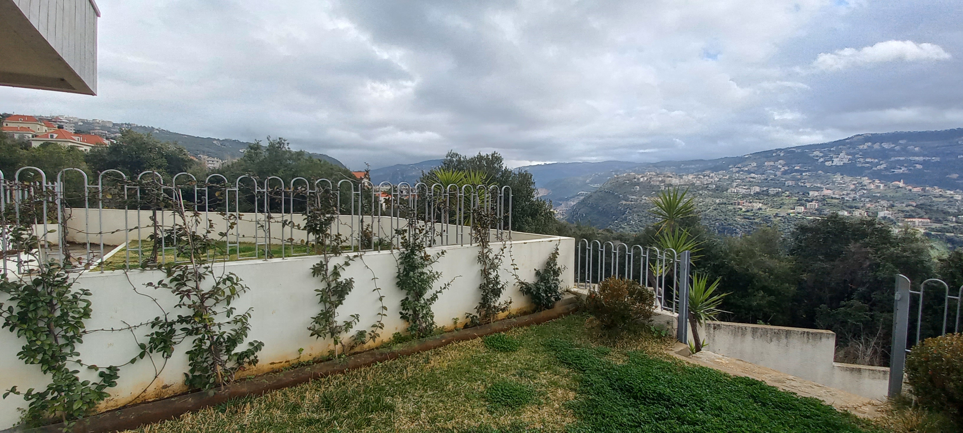 Ajaltoun, Keserwen, Mount Lebanon, 6 Bedrooms Bedrooms, 6 Rooms Rooms,6 BathroomsBathrooms,Apartment,Buy,11363375352