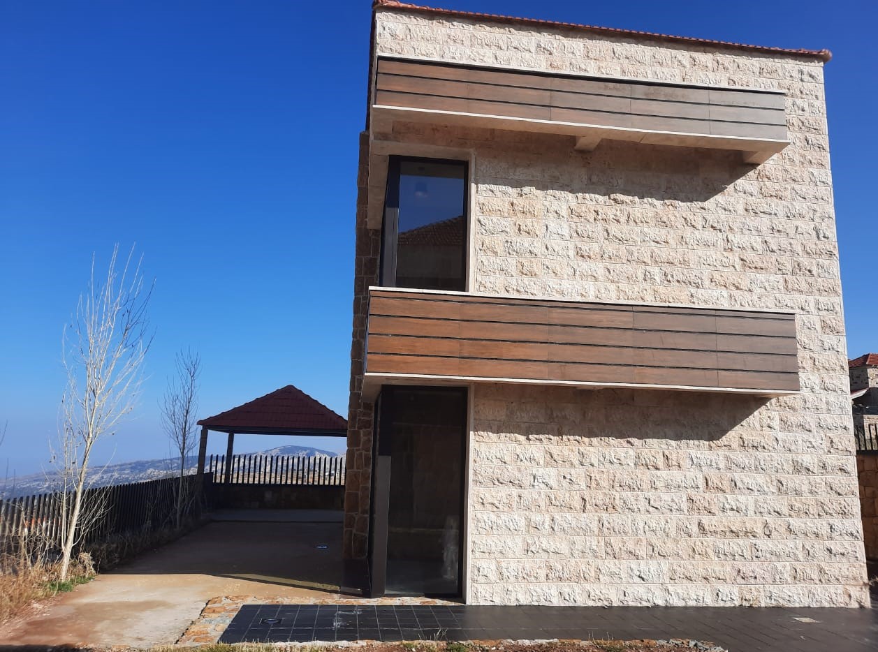 Laqlouq, Jbeil, Lebanon, 3 Bedrooms Bedrooms, 3 Rooms Rooms,4 BathroomsBathrooms,Chalet,Buy,11410661339