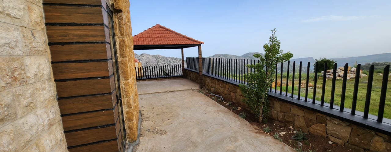 Laqlouq, Jbeil, Lebanon, 3 Bedrooms Bedrooms, 3 Rooms Rooms,4 BathroomsBathrooms,Chalet,Buy,11410661339