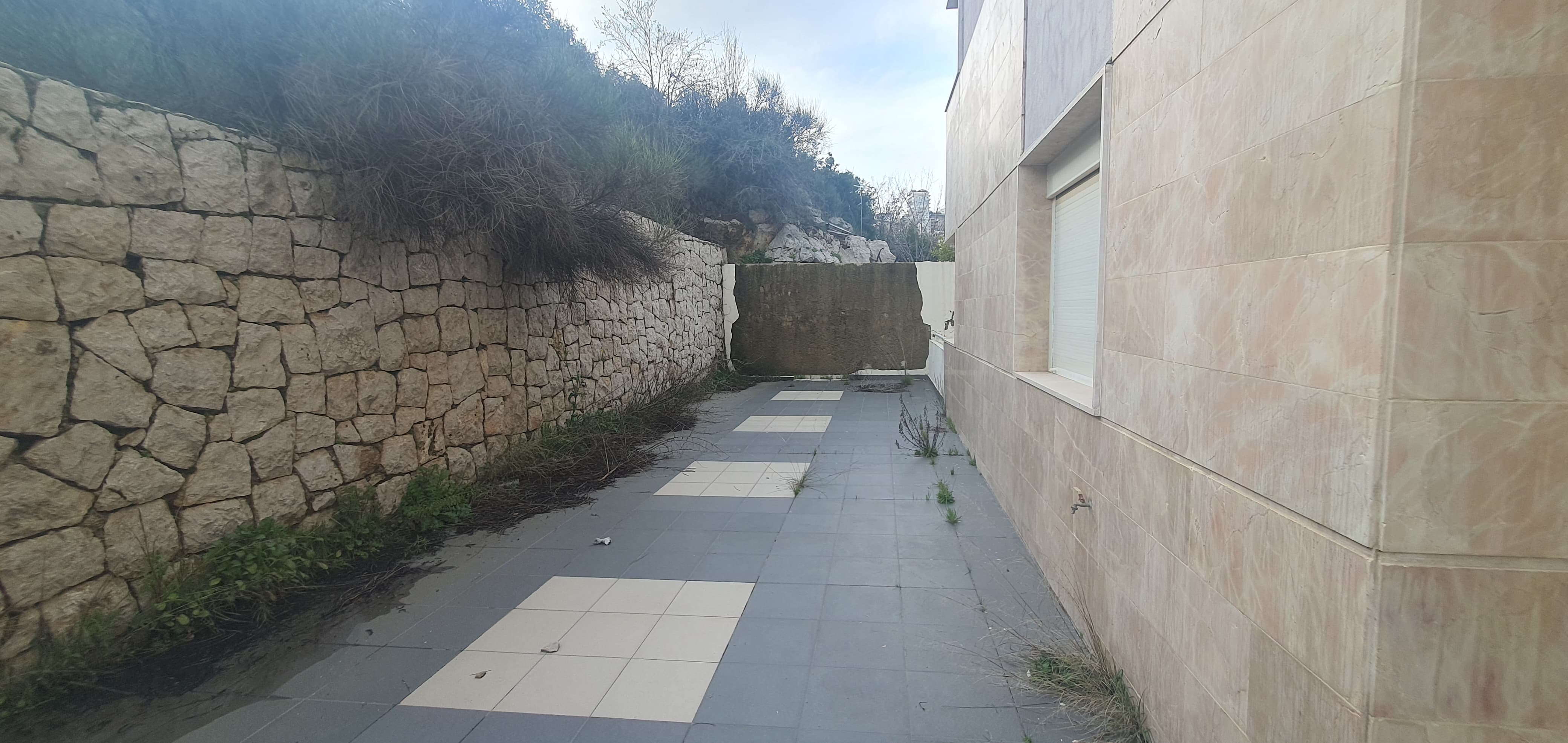 Klayaat, Keserwen, Mount Lebanon, 3 Bedrooms Bedrooms, 3 Rooms Rooms,3 BathroomsBathrooms,Apartment,Buy,11942443768