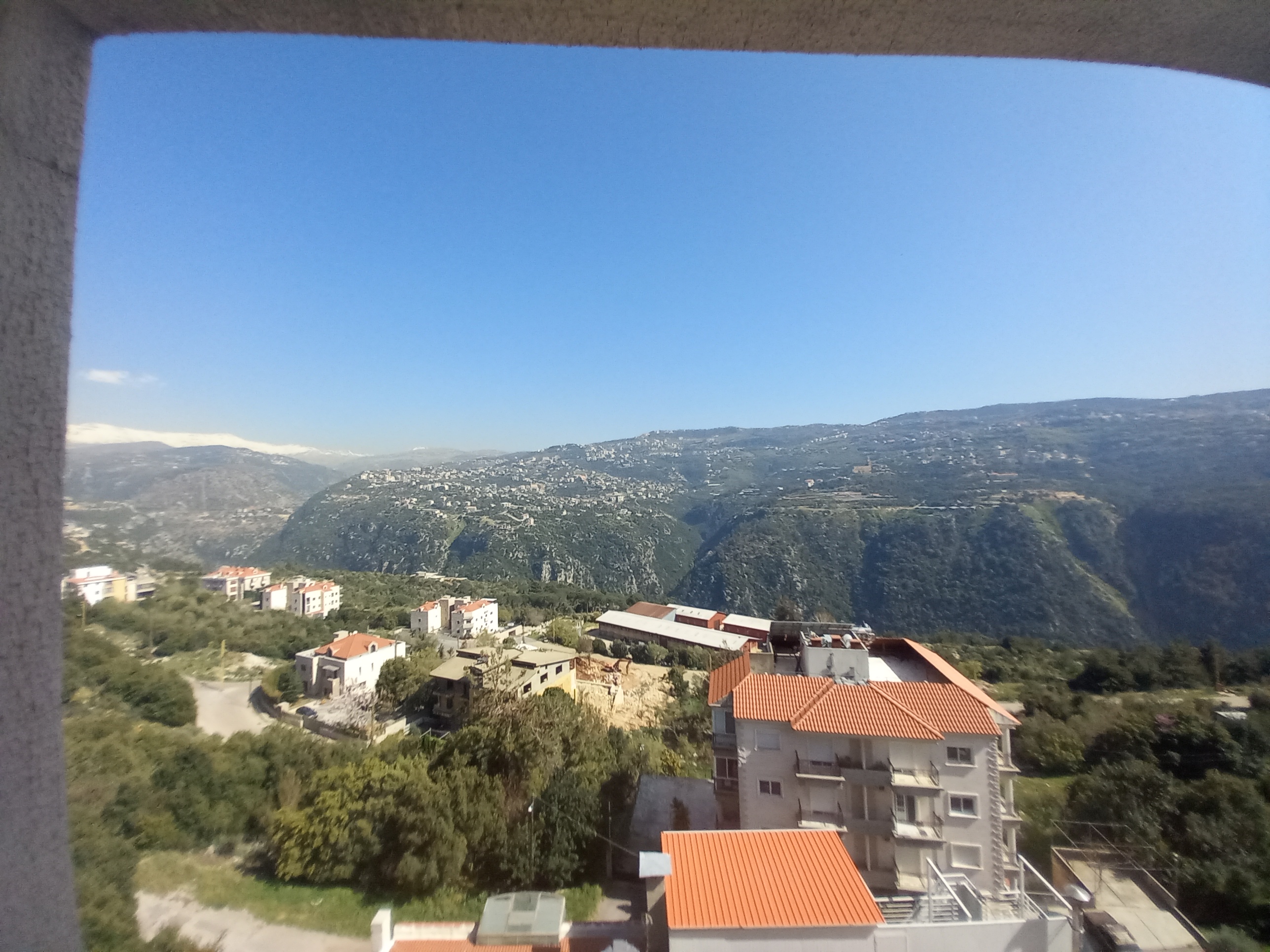 Ballouneh, Keserwen, Mount Lebanon, 3 Bedrooms Bedrooms, 3 Rooms Rooms,3 BathroomsBathrooms,Apartment,Rent,12189650924