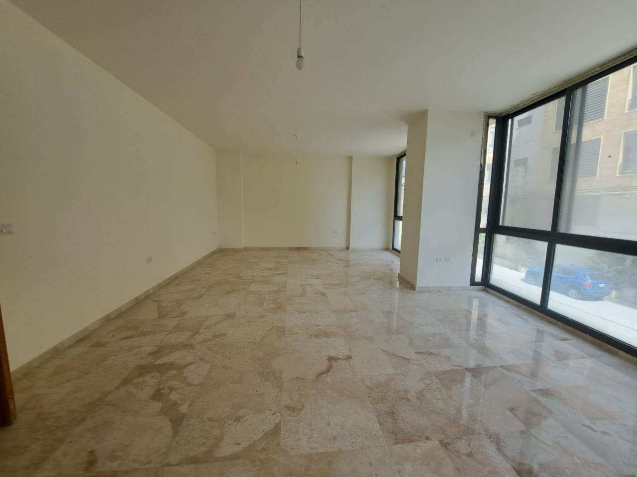 Louaize, Baabda, Lebanon, 3 Bedrooms Bedrooms, 3 Rooms Rooms,3 BathroomsBathrooms,Apartment,Buy,12412084689