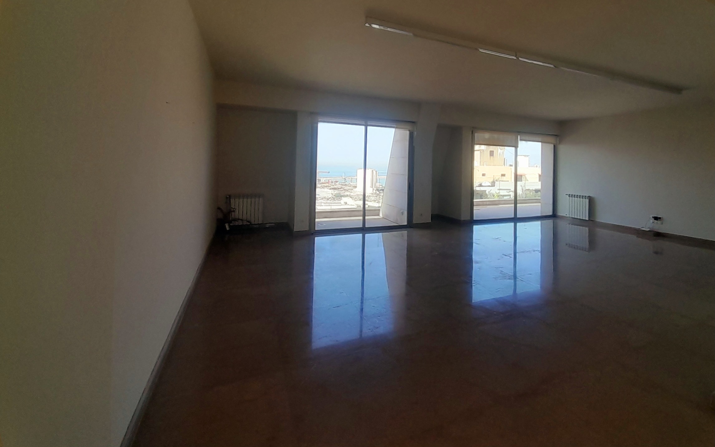 Gemmayzeh, Beirut, Beirut, 3 Bedrooms Bedrooms, 3 Rooms Rooms,3 BathroomsBathrooms,Apartment,Rent,12712187371