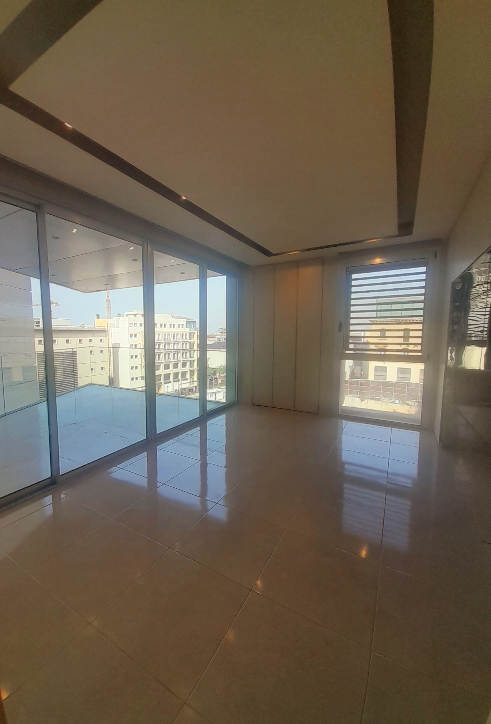 DownTown, Beirut, Beirut, 3 Bedrooms Bedrooms, 3 Rooms Rooms,3 BathroomsBathrooms,Apartment,Rent,12881543370