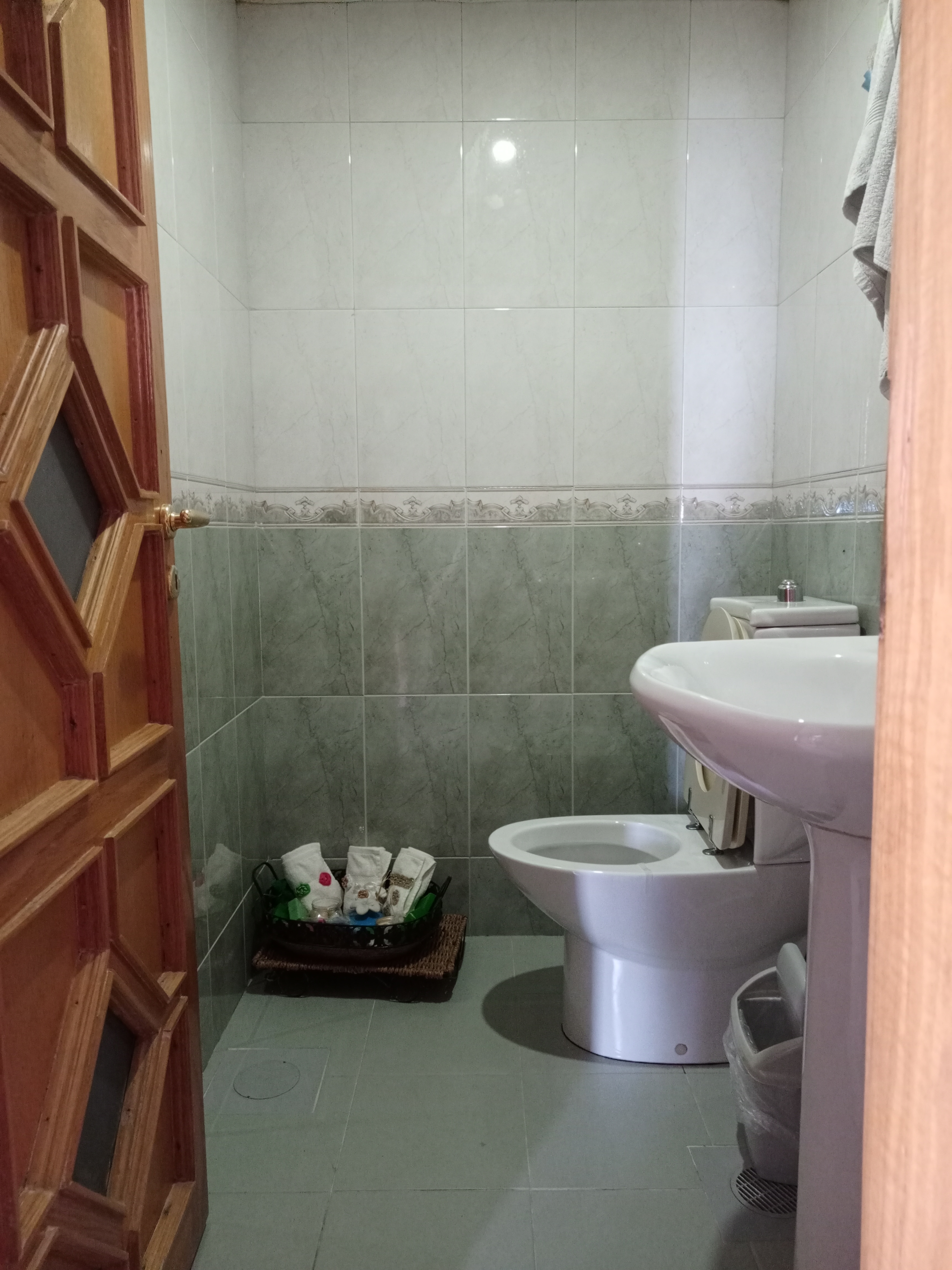 Kaslik, Keserwen, Lebanon, 3 Bedrooms Bedrooms, 3 Rooms Rooms,4 BathroomsBathrooms,Apartment,Buy,13210335209