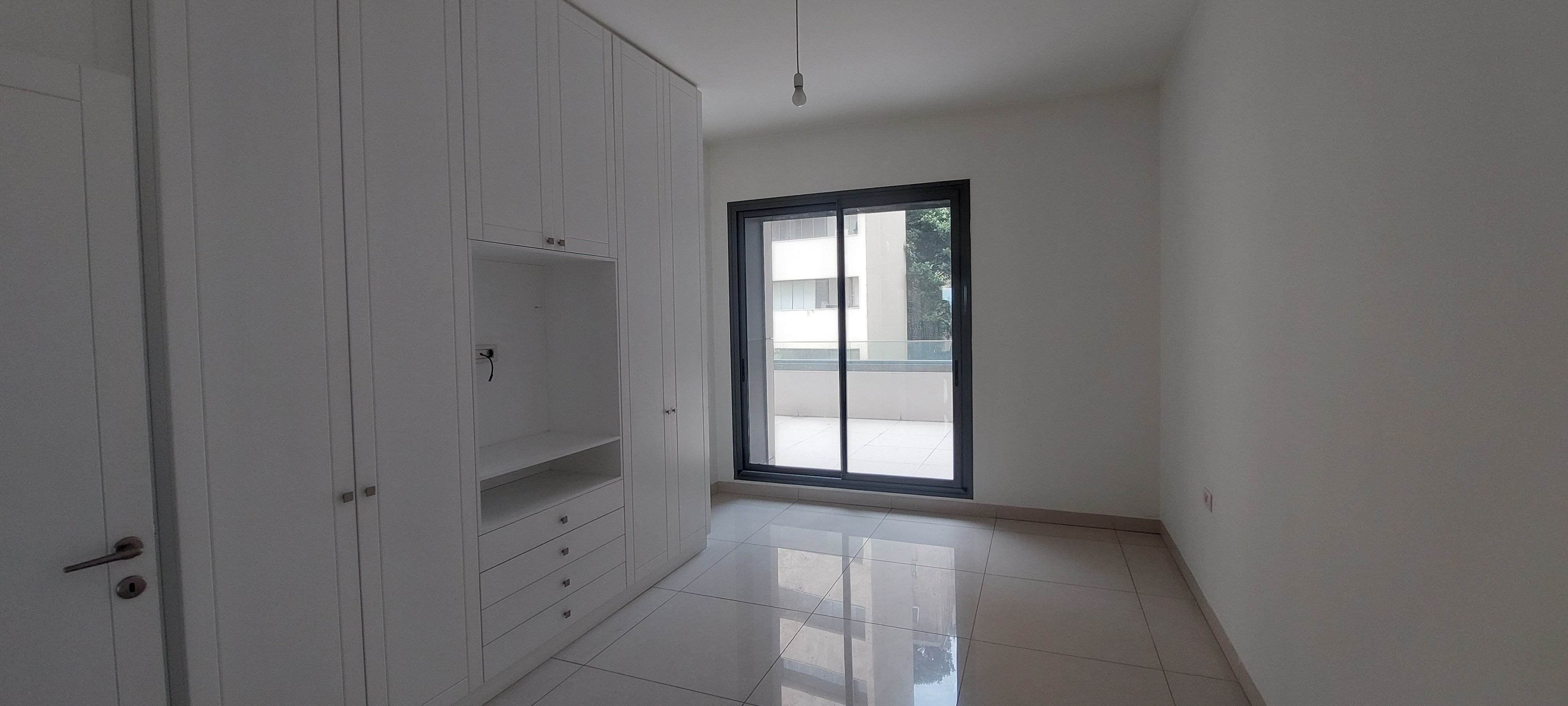 Achrafieh, Beirut, Beirut, 3 Bedrooms Bedrooms, 3 Rooms Rooms,5 BathroomsBathrooms,Apartment,Rent,13275237855