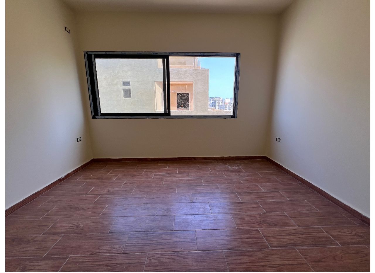 Abou Samra, Tripoli, North, 2 Bedrooms Bedrooms, 2 Rooms Rooms,2 BathroomsBathrooms,Apartment,Buy,13300678387