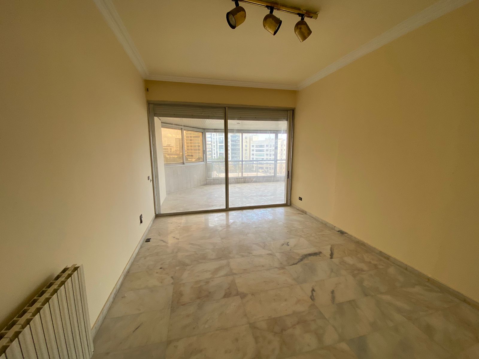 Koraytem, Beirut, Beirut, 4 Bedrooms Bedrooms, 4 Rooms Rooms,6 BathroomsBathrooms,Apartment,Buy,14858975188