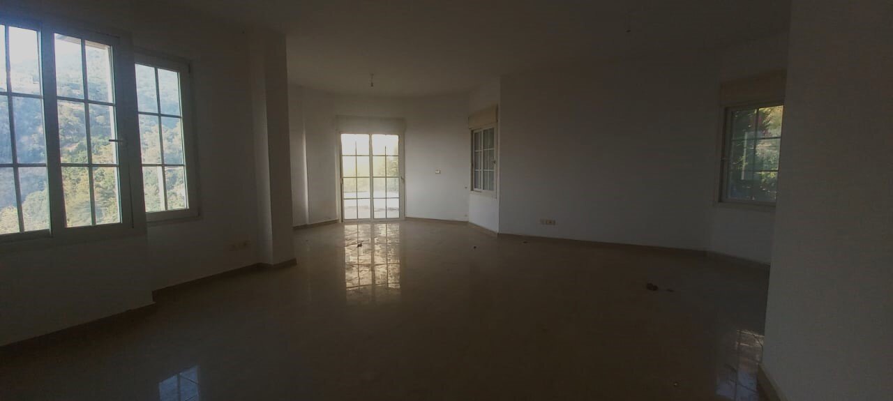 Zouk Mikael, Keserwen, Lebanon, 4 Bedrooms Bedrooms, 4 Rooms Rooms,4 BathroomsBathrooms,Apartment,Buy,15068448451