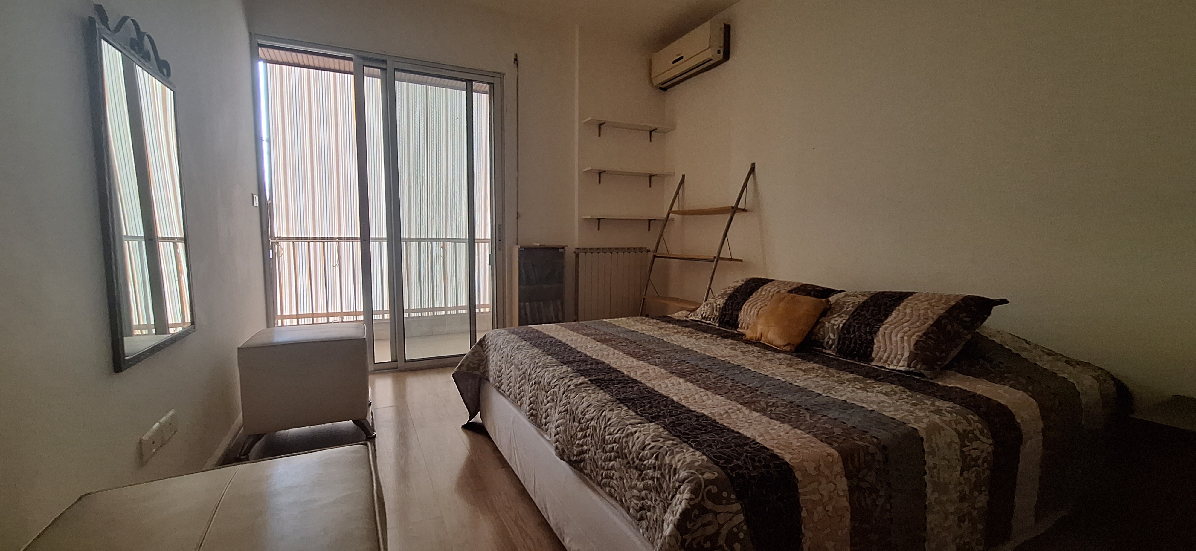 Achrafieh, Beirut, Lebanon, 3 Bedrooms Bedrooms, 3 Rooms Rooms,3 BathroomsBathrooms,Apartment,Buy,15385925865