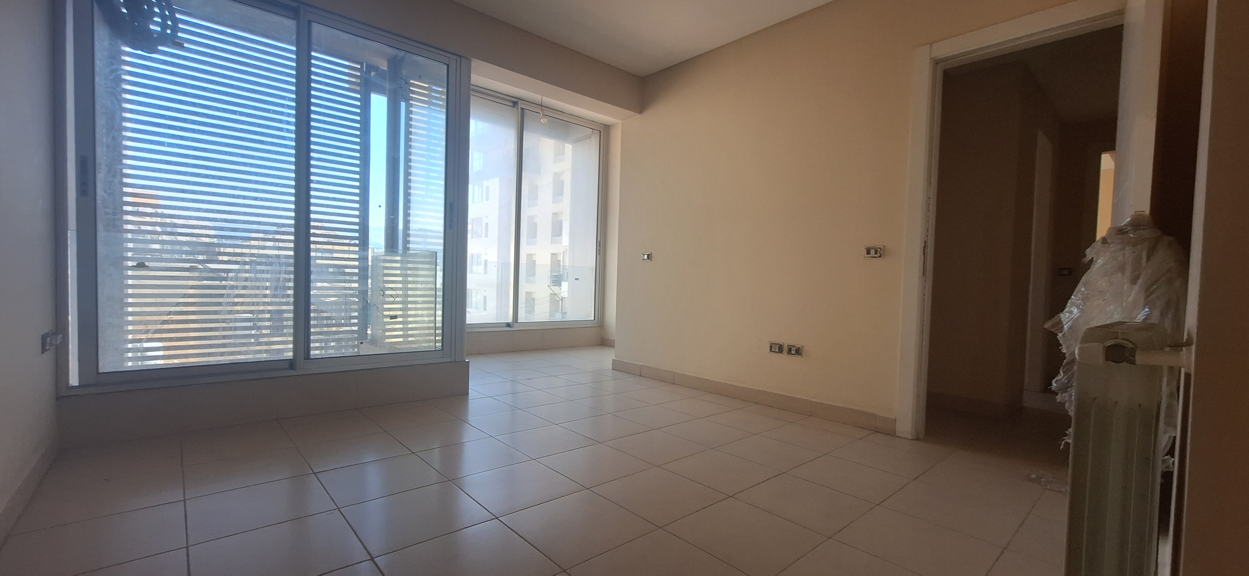 Achrafieh, Beirut, Lebanon, 3 Bedrooms Bedrooms, 3 Rooms Rooms,4 BathroomsBathrooms,Duplex,Buy,15386707922