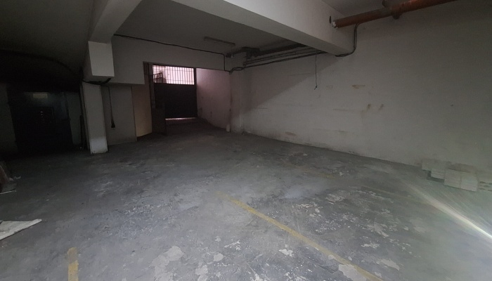 150m² Warehouse for Rent in Achrafieh