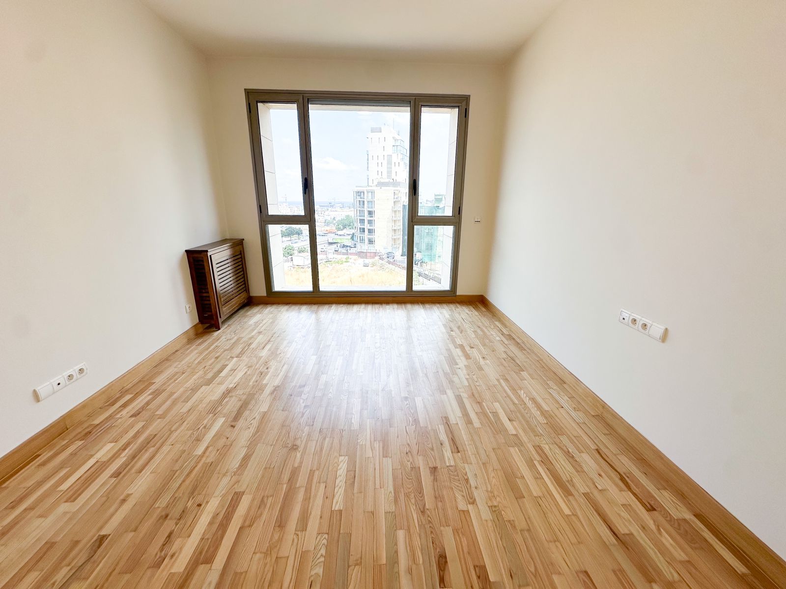 Saifi, Beirut, Beirut, 3 Bedrooms Bedrooms, 3 Rooms Rooms,4 BathroomsBathrooms,Apartment,Buy,16330055650